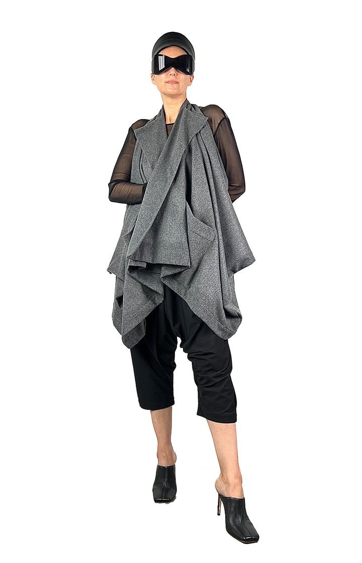 CASCADE VEST GREY