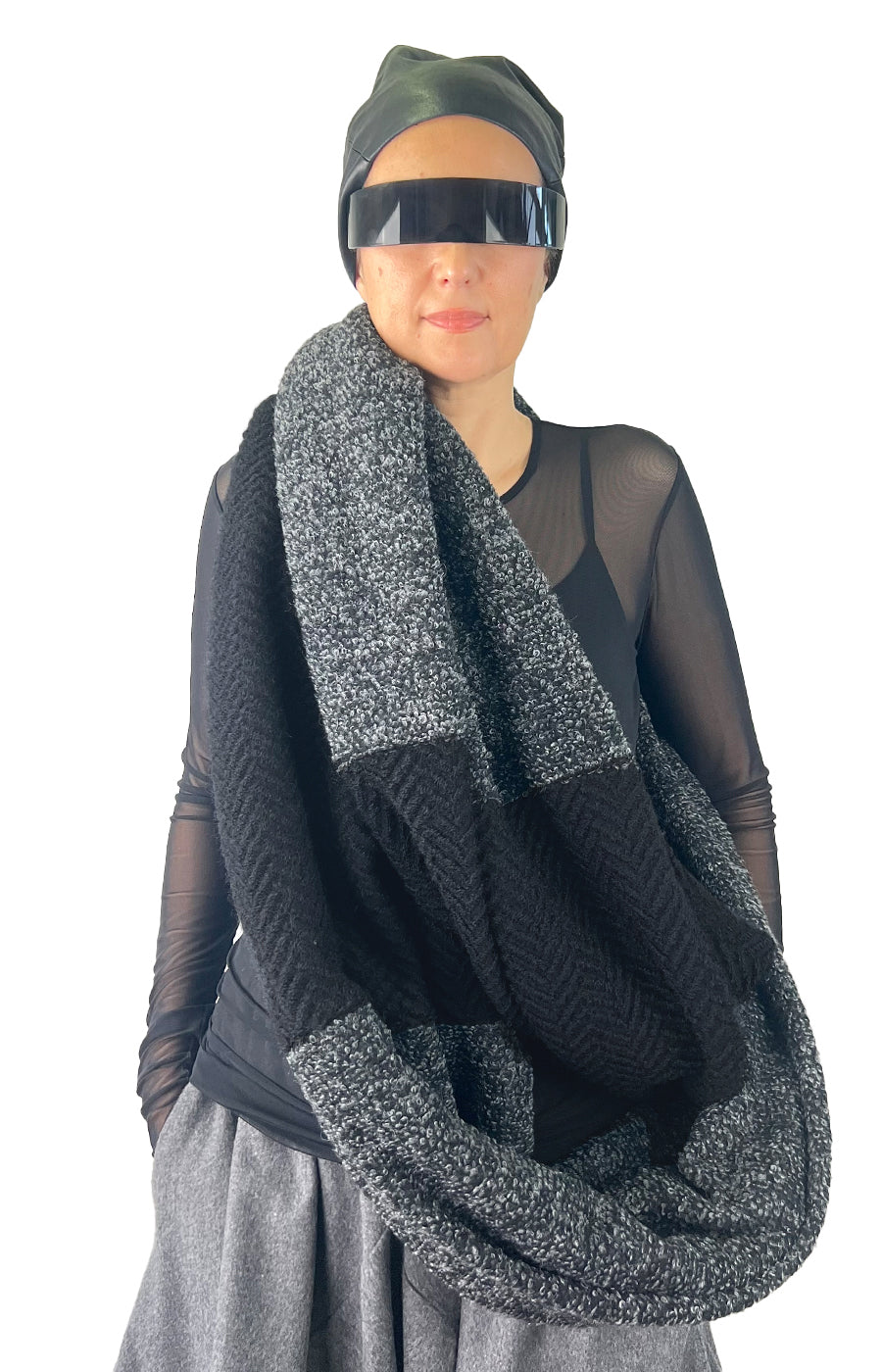 OUROBOROS LOOP SHAWL