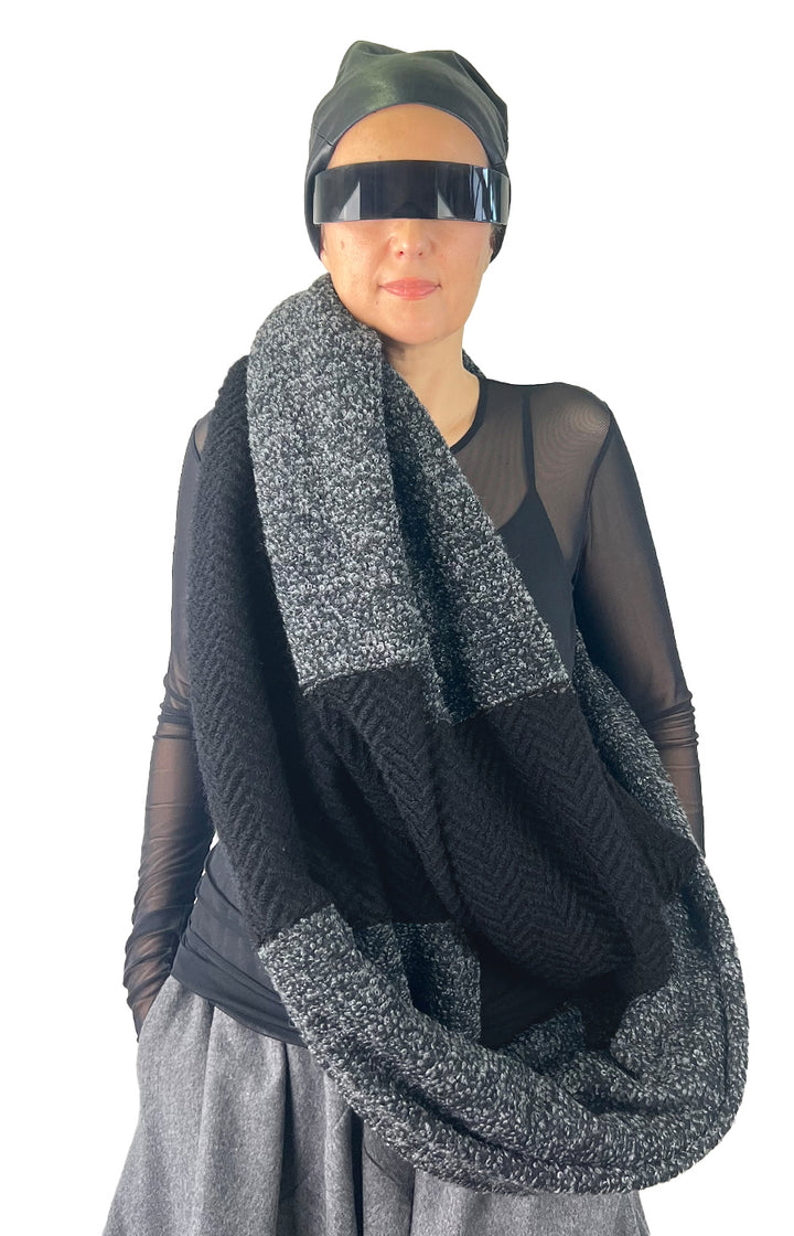 OUROBOROS LOOP SHAWL