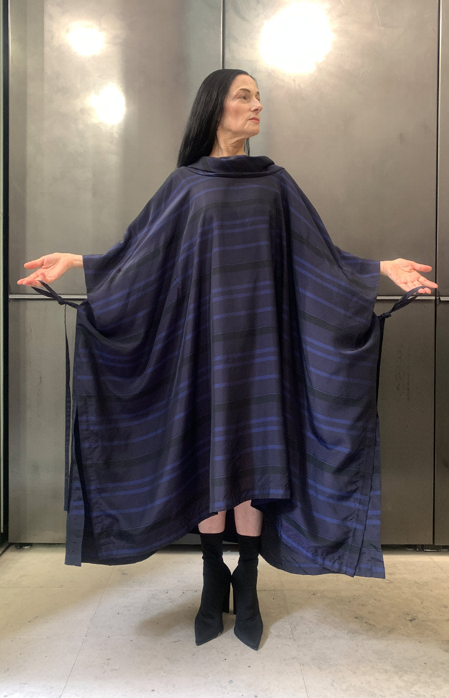 TEMORA KAFTAN DRESS IN BLUE STRIPE